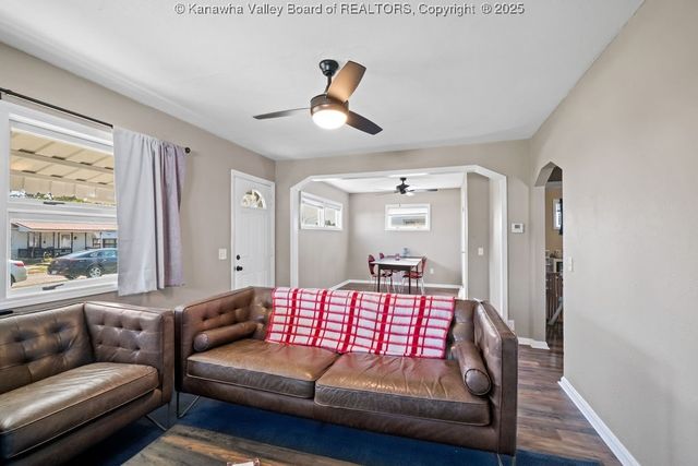 113 Kentucky Avenue, St Albans, WV 25177