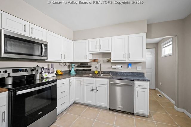 113 Kentucky Avenue, St Albans, WV 25177