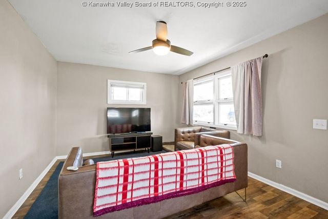 113 Kentucky Avenue, St Albans, WV 25177