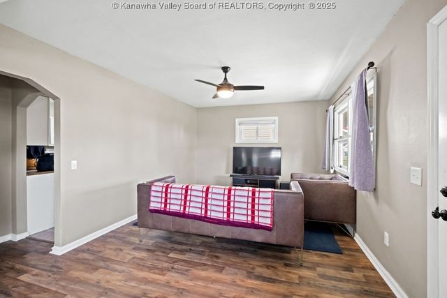 113 Kentucky Avenue, St Albans, WV 25177