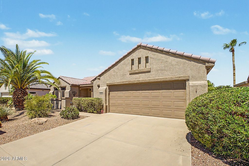 15850 W SILVER BREEZE Drive, Surprise, AZ 85374 — photo 5