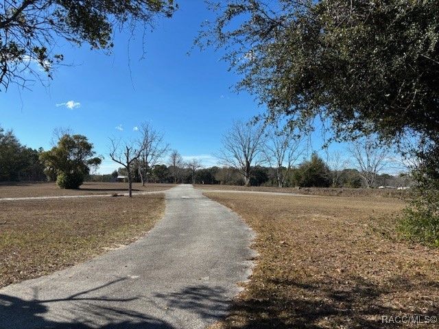 5285 S Hills Point, Lecanto, FL 34461