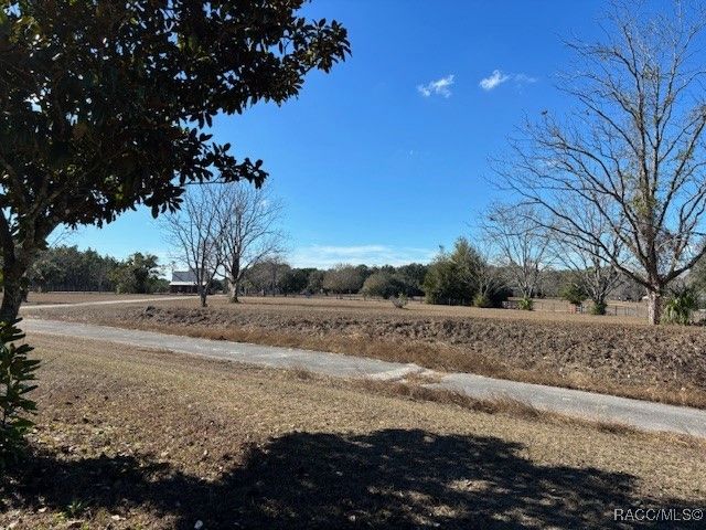 5285 S Hills Point, Lecanto, FL 34461