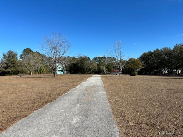 5285 S Hills Point, Lecanto, FL 34461