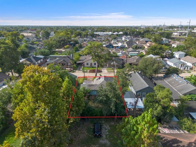 6619 Avenue Q, Houston, TX 77011