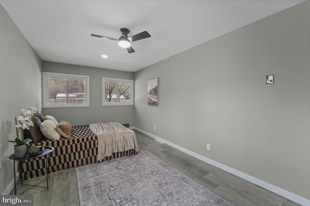 20 STOCKTON RD, Kendall Park, NJ 08824