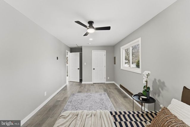 20 STOCKTON RD, Kendall Park, NJ 08824