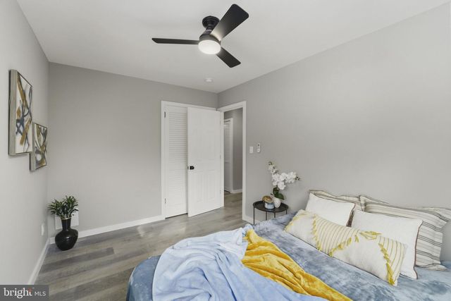 20 STOCKTON RD, Kendall Park, NJ 08824