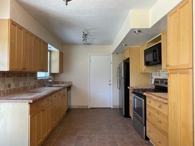 512 GALLOWAY AVENUE, Deltona, FL 32725