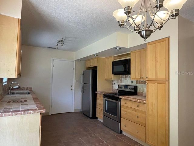512 GALLOWAY AVENUE, Deltona, FL 32725