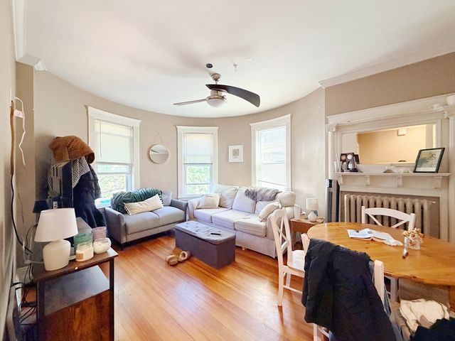 17 Pleasant St 2, Boston, MA 02125