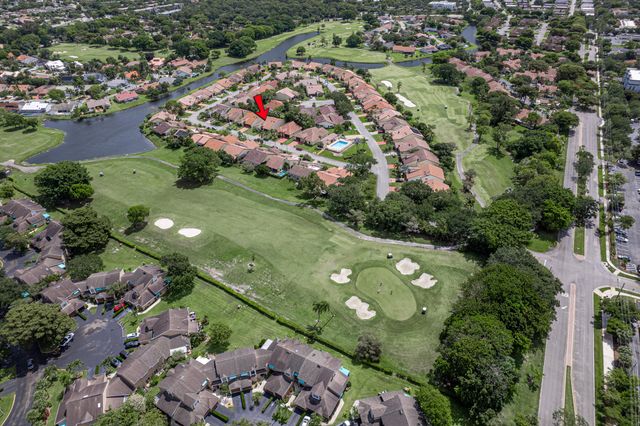 7040 Golf Pointe Circle, Tamarac, FL 33321