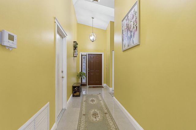 7040 Golf Pointe Circle, Tamarac, FL 33321