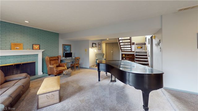 1939 Pine Drive, Kent, OH 44240