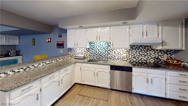 1939 Pine Drive, Kent, OH 44240