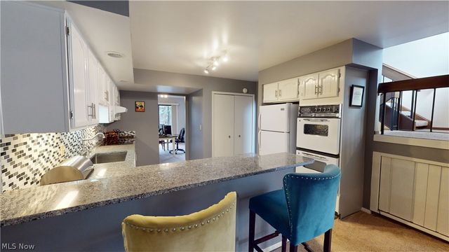 1939 Pine Drive, Kent, OH 44240