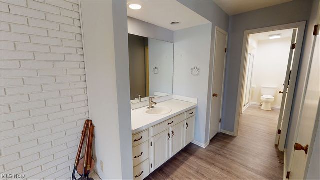 1939 Pine Drive, Kent, OH 44240