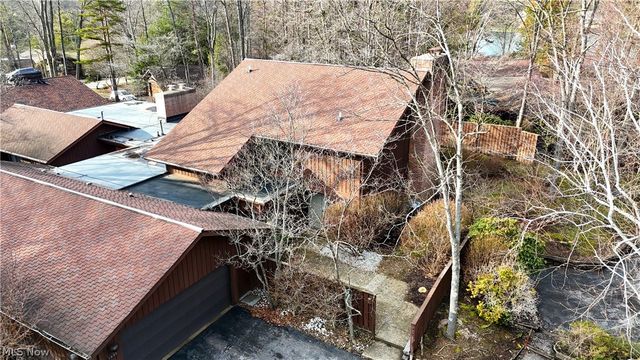 1939 Pine Drive, Kent, OH 44240