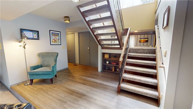 1939 Pine Drive, Kent, OH 44240