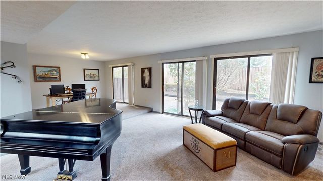 1939 Pine Drive, Kent, OH 44240