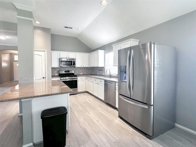 3307 Raintree Village Drive, Katy, TX 77449