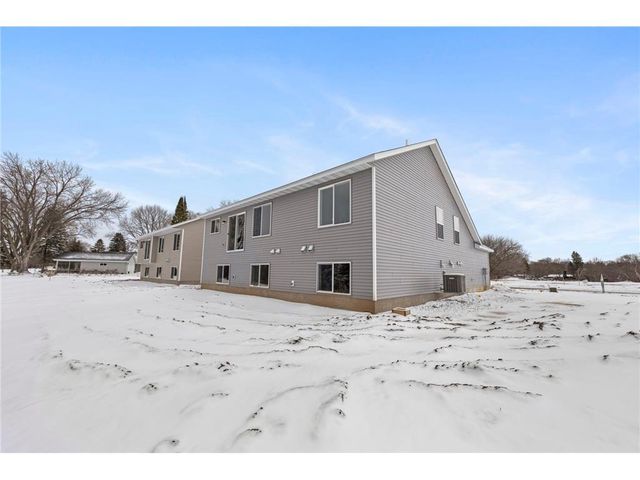 341 Ridge Road, Le Sueur, MN 56058