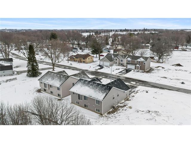 341 Ridge Road, Le Sueur, MN 56058