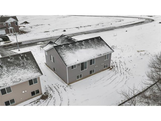 341 Ridge Road, Le Sueur, MN 56058