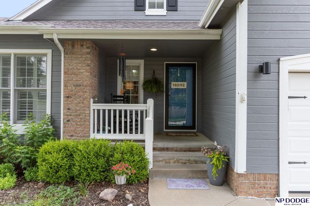 16270 Sprague Street, Omaha, NE 68116