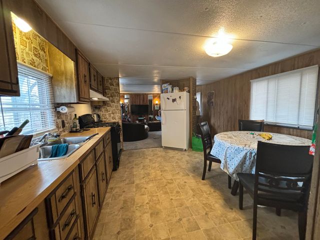 19649 Highway 314, Belen, NM 87002