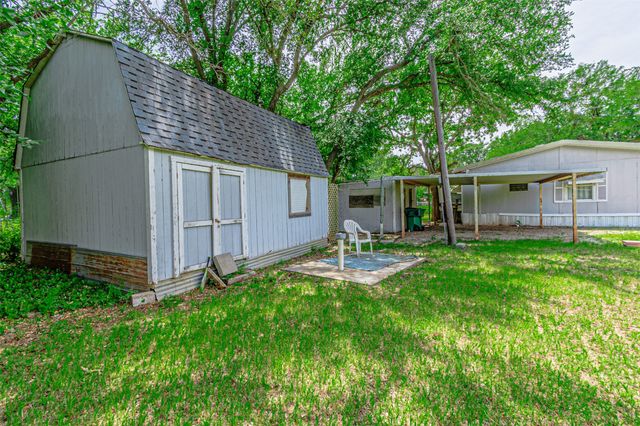 3007 Tanglewood Drive, Granbury, TX 76048