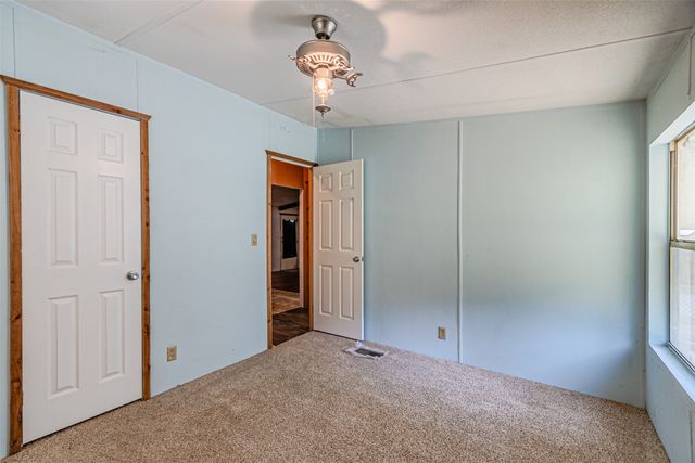 3007 Tanglewood Drive, Granbury, TX 76048