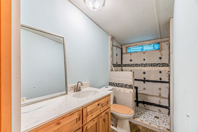 3007 Tanglewood Drive, Granbury, TX 76048