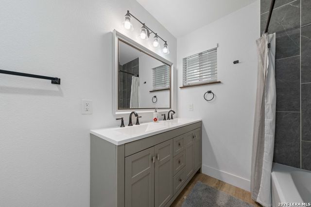 784 Hill Top Drive, Canyon Lake, TX 78133