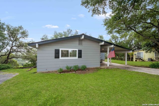 784 Hill Top Drive, Canyon Lake, TX 78133