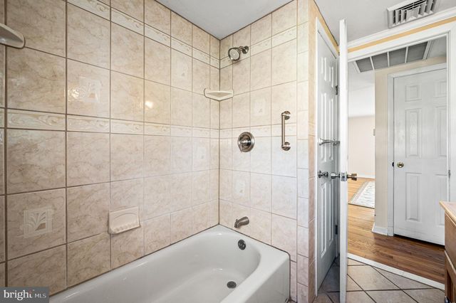 4938 SUNRISE AVE, Bensalem, PA 19020