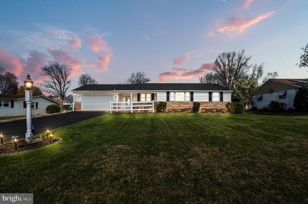 4938 SUNRISE AVE, Bensalem, PA 19020