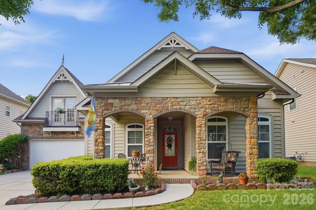 8452 Whitehawk Hill Road, Waxhaw, NC 28173
