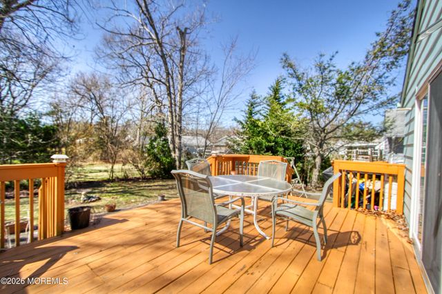 29 Green Drive, Toms River, NJ 08755