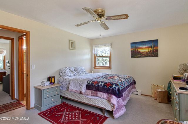 29 Green Drive, Toms River, NJ 08755