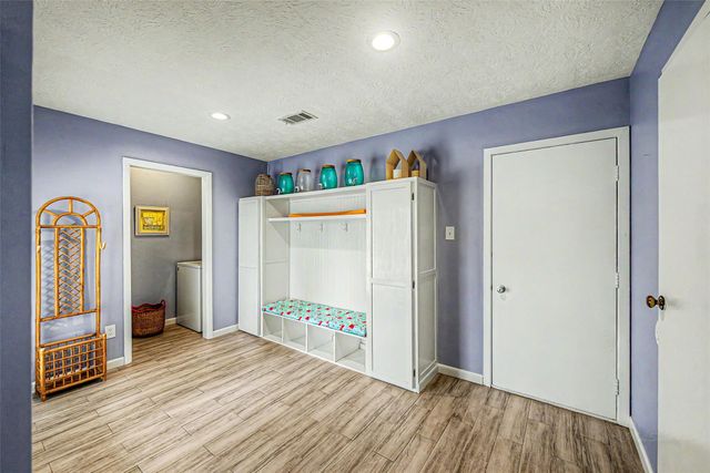 402 Redway Lane, Webster, TX 77598