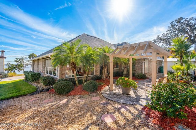 2545 N Indian River Drive, Cocoa, FL 32922