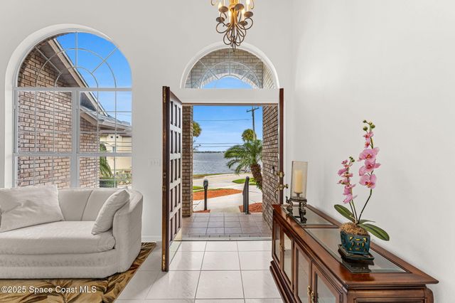 2545 N Indian River Drive, Cocoa, FL 32922