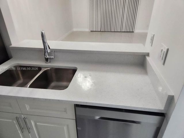 11643 NW 11th Street, Pembroke Pines, FL 33026