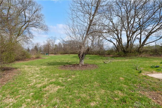2725 Stonequarry Road, Dayton, OH 45414
