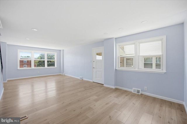 9955 BRIDLE RD, Philadelphia, PA 19115