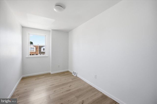 9955 BRIDLE RD, Philadelphia, PA 19115