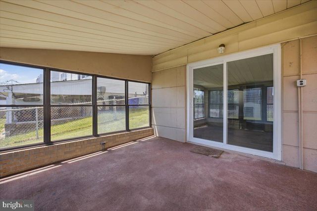 9955 BRIDLE RD, Philadelphia, PA 19115