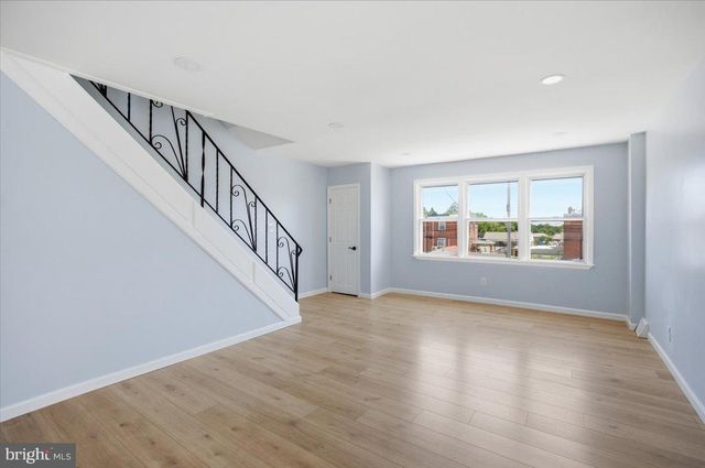 9955 BRIDLE RD, Philadelphia, PA 19115