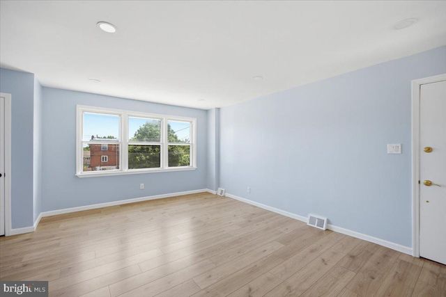 9955 BRIDLE RD, Philadelphia, PA 19115